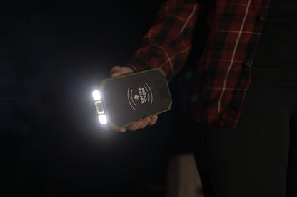 20000Mah Wireless Power Bank with Flashlight and IP54 Protection